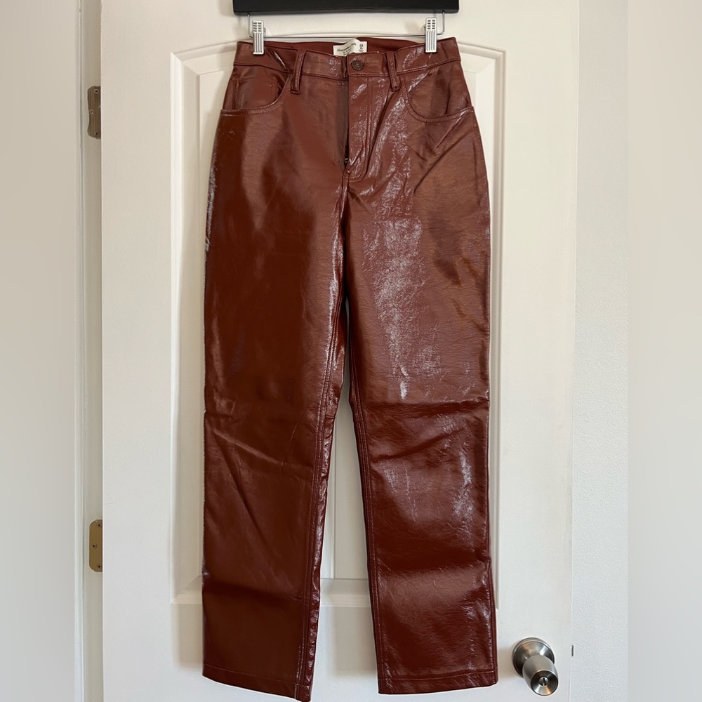 Abercrombie & Fitch - Brown Patent Leather Straight Leg Pants - Size 6/28 Short